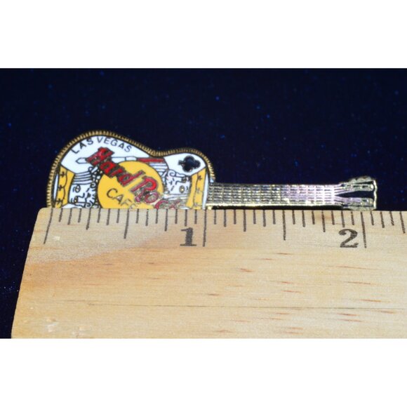Vintage Hard Rock Cafe Las Vegas Nevada King of Clubs Guitar Lapel Pin Brooch - Picture 6 of 6